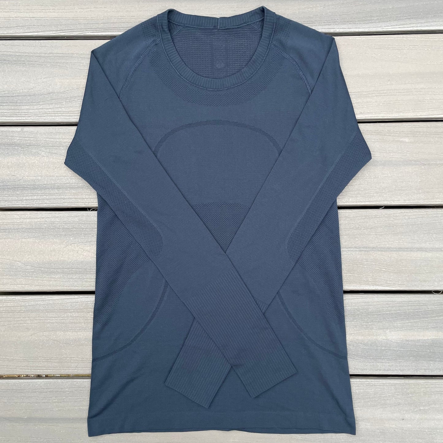 Lululemon Swiftly Tech Long Sleeve