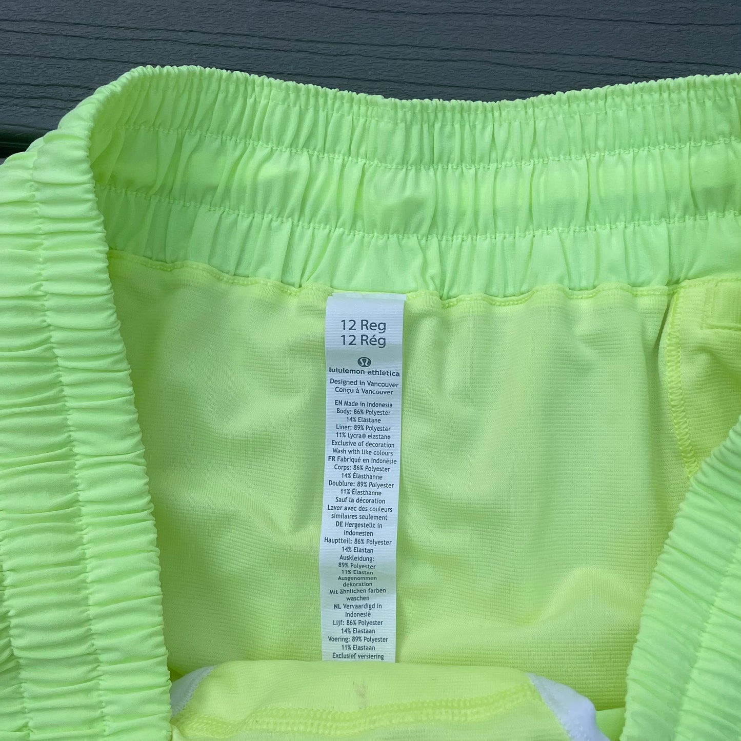 Lululemon Hotty Hot Short II