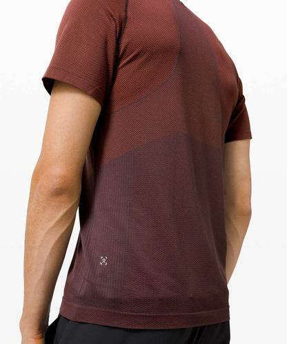 Lululemon Men’s Metal Vent Tech Short Sleeve 2.0