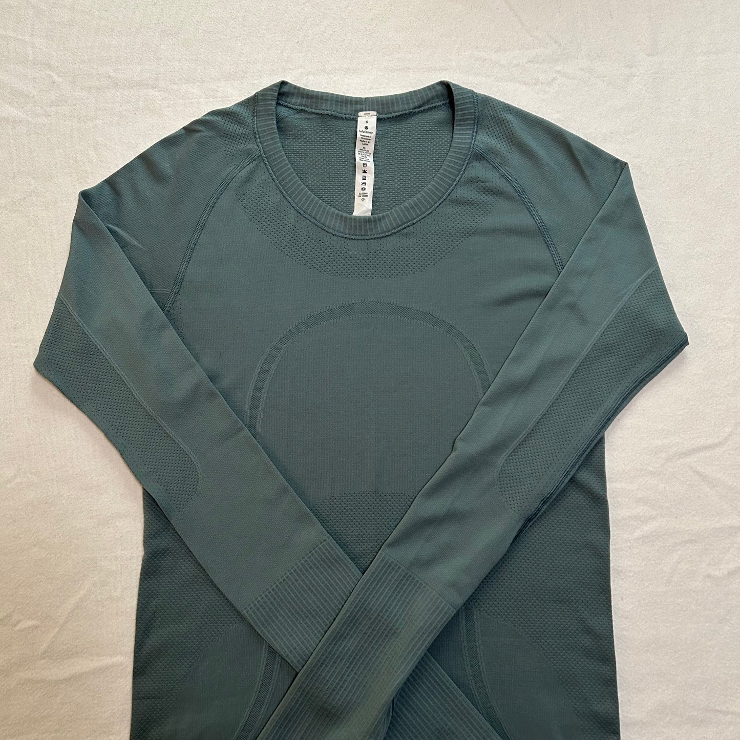 Lululemon Swiftly Tech Long Sleeve