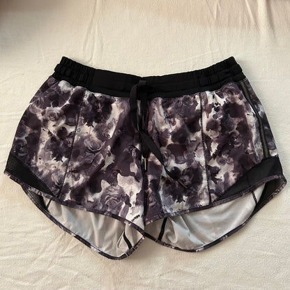 Lululemon Hotty Hot Short