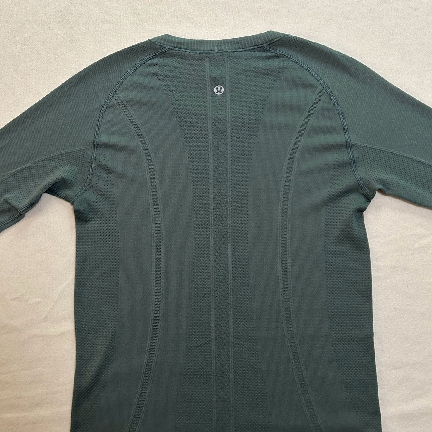 Lululemon Swiftly Tech Long Sleeve