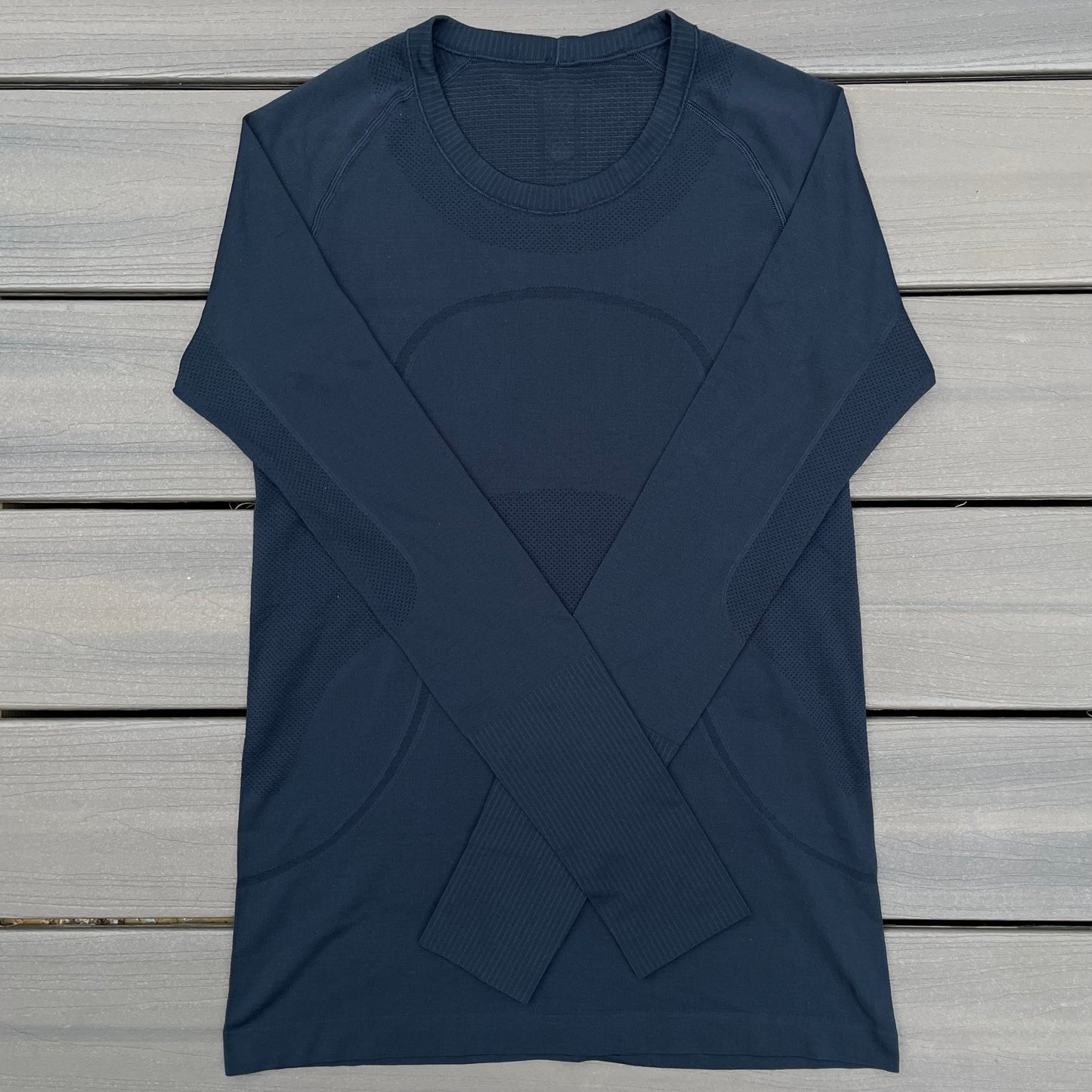 Lululemon Swiftly Tech Long Sleeve