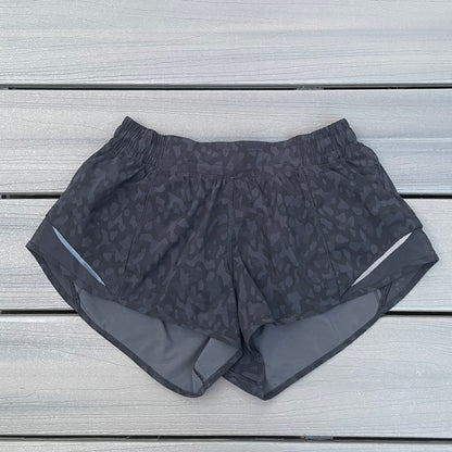 Lululemon Hotty Hot Short II